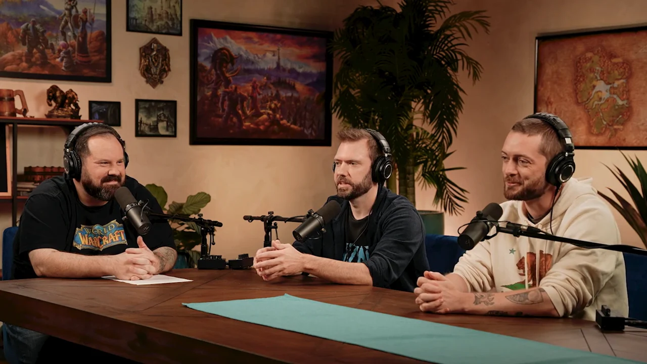 Blizzardin virallinen kuva Forever-podcastin keskustelusta, jossa osallistujat istuvat mikrofonien äärellä.